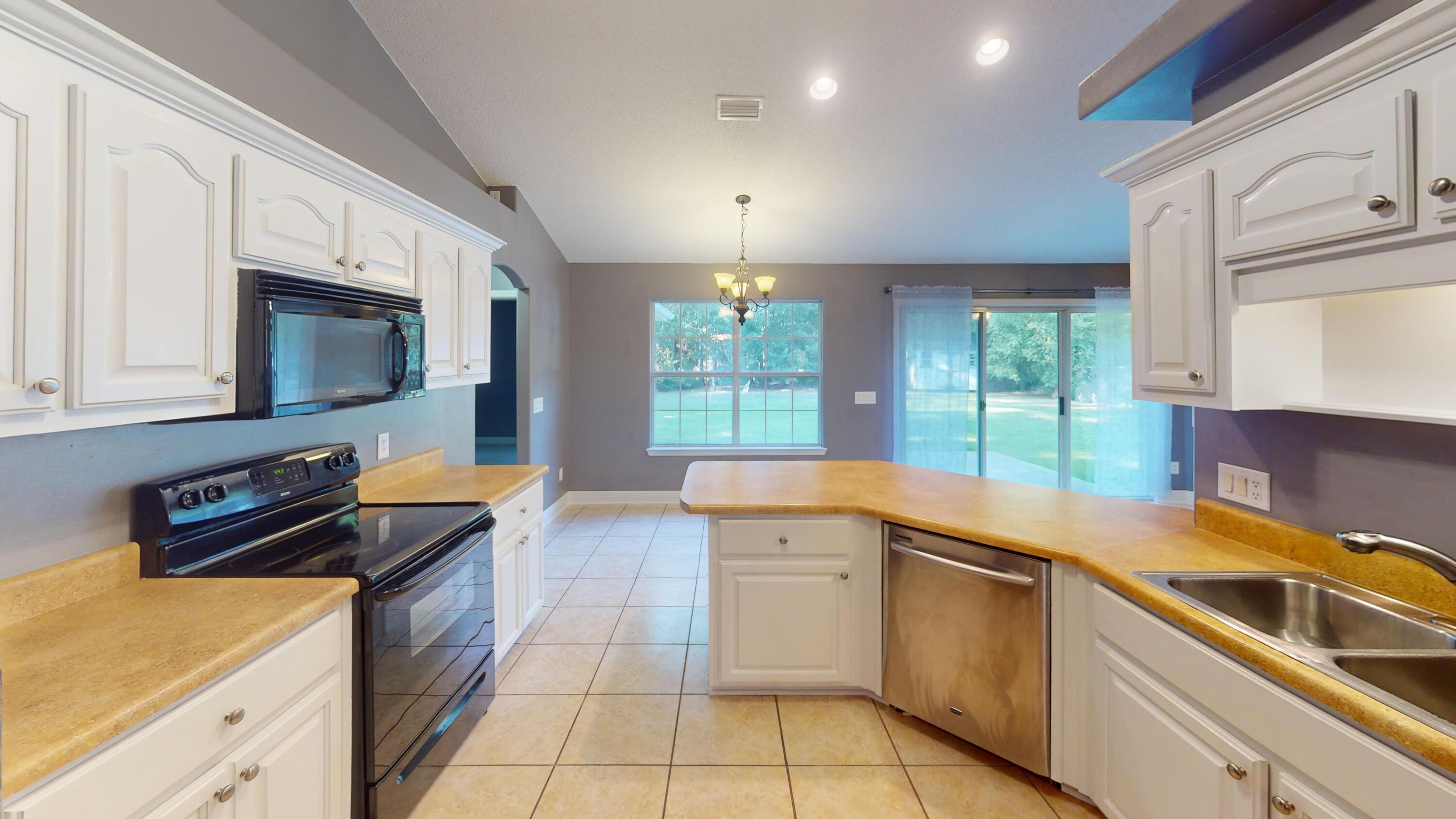 NAVARRE S/D 2ND ADDN - Residential