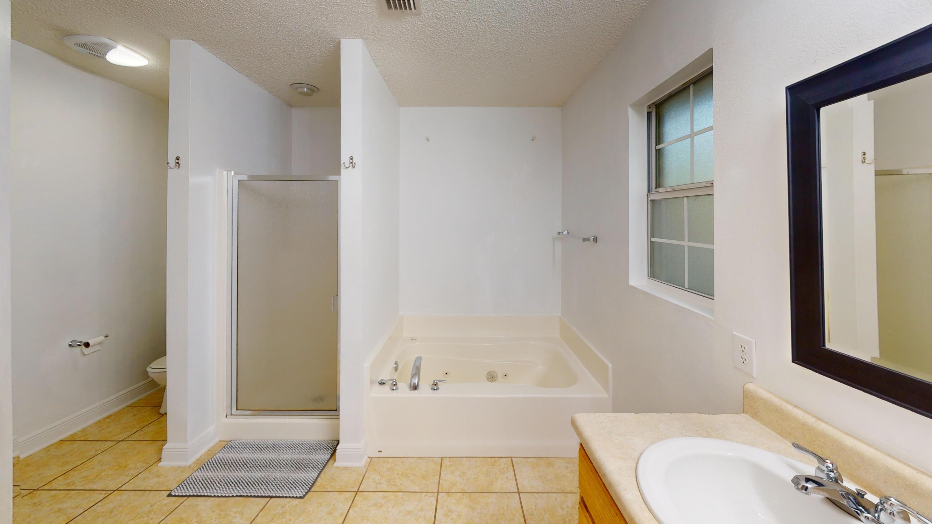 NAVARRE S/D 2ND ADDN - Residential