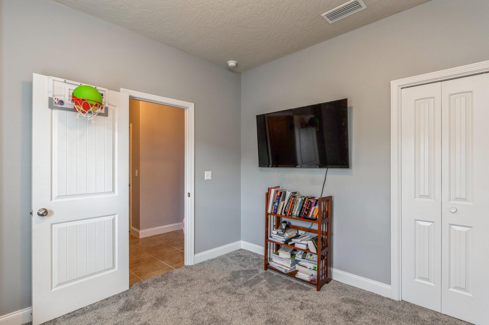 KAITLYNS PRESERVE - Residential