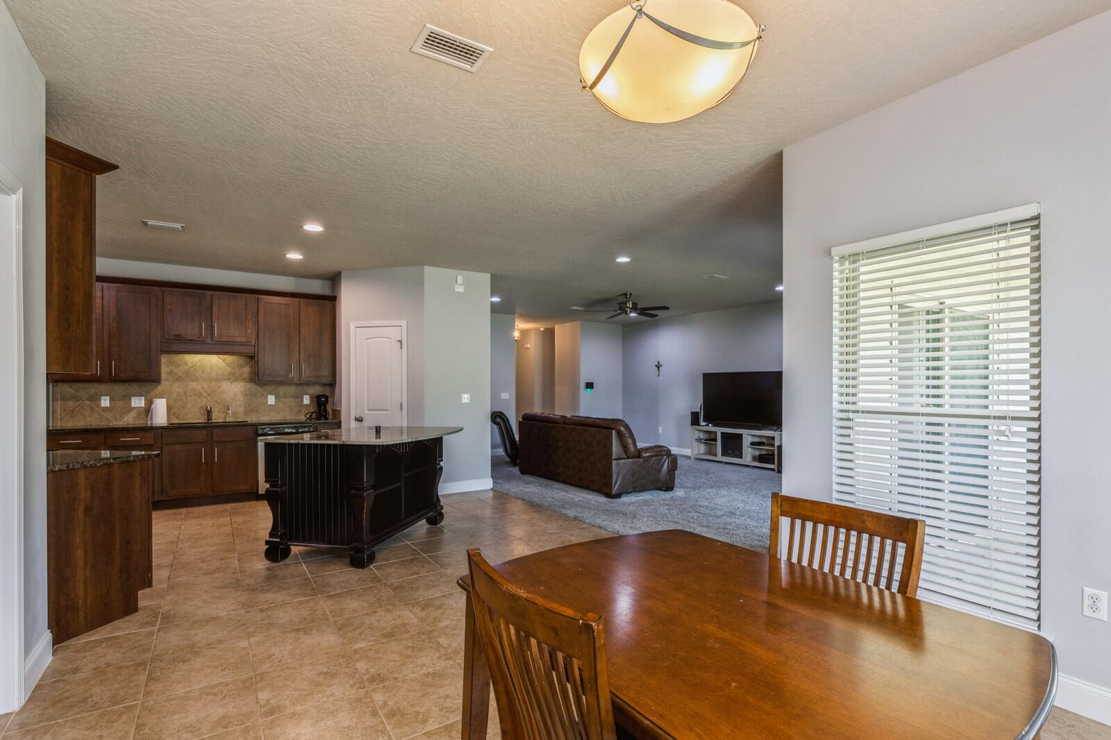 KAITLYNS PRESERVE - Residential