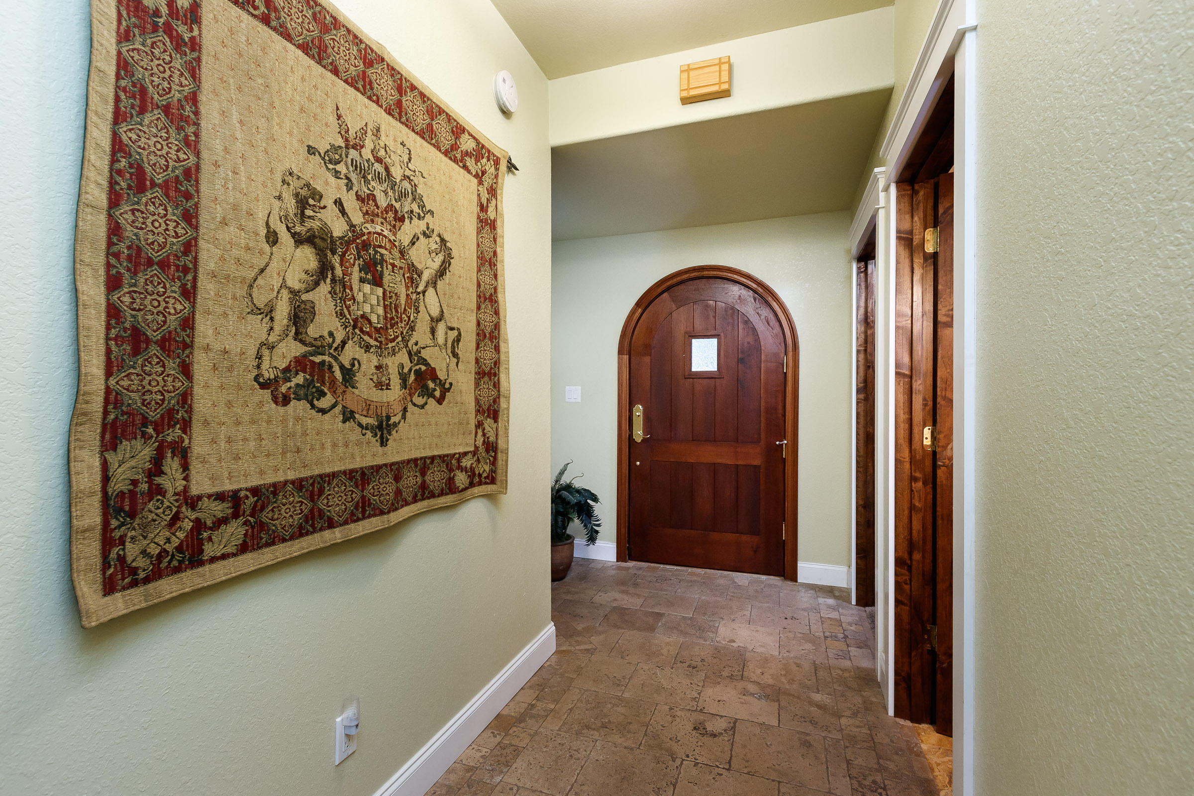 ELLIOTT POINT - Residential