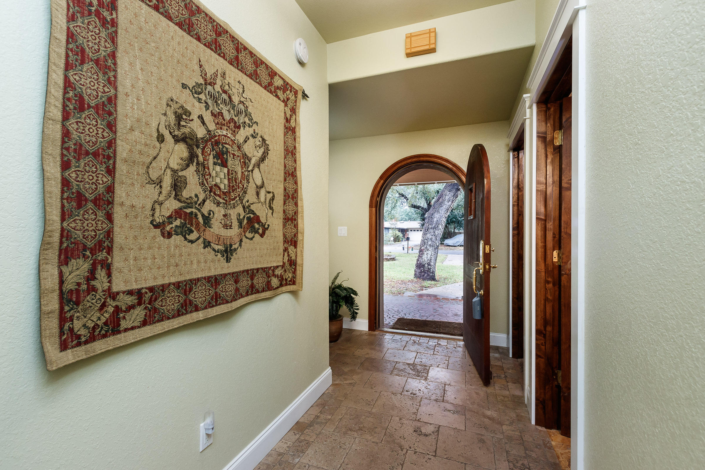 ELLIOTT POINT - Residential