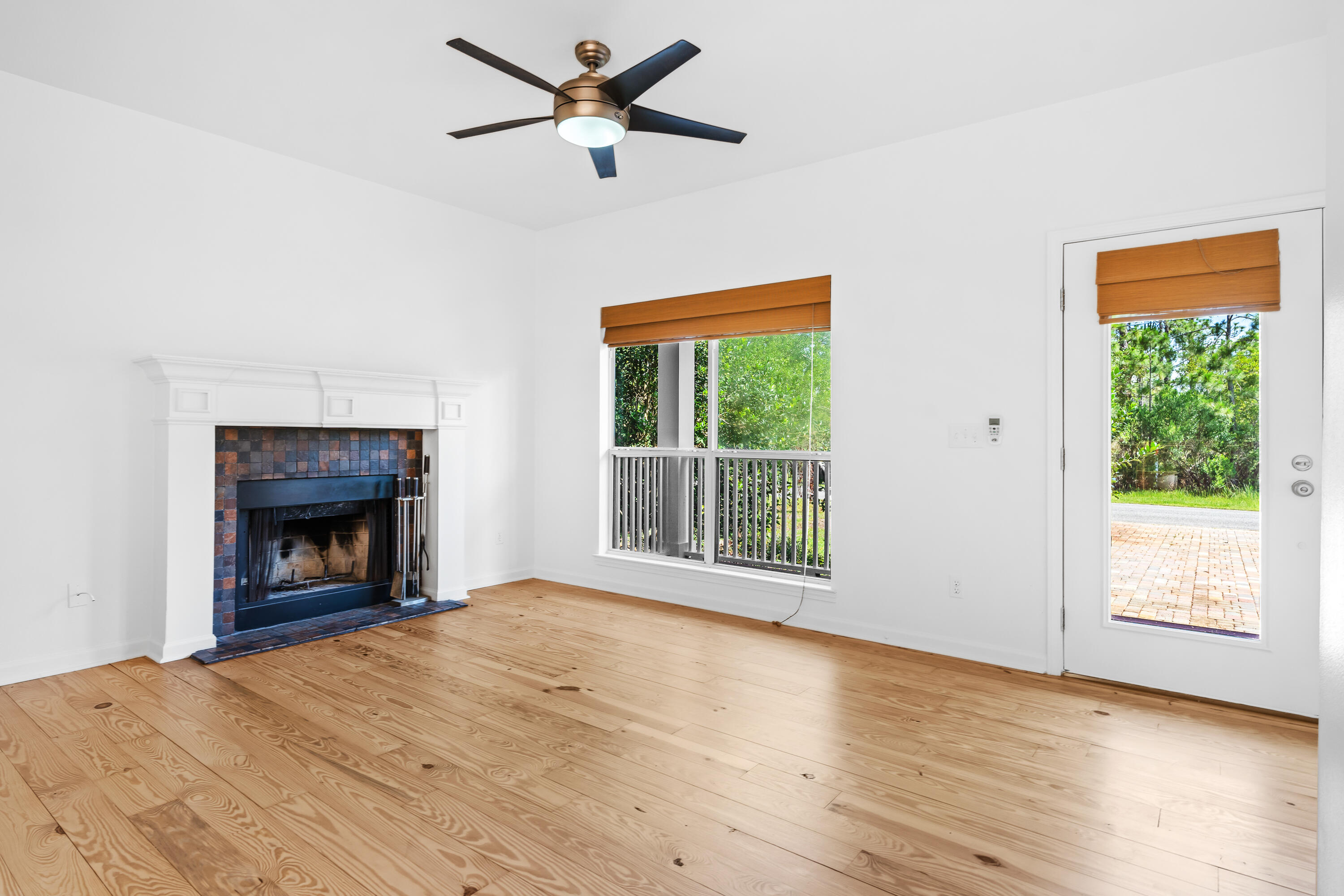 MACK BAYOU PINES - Residential