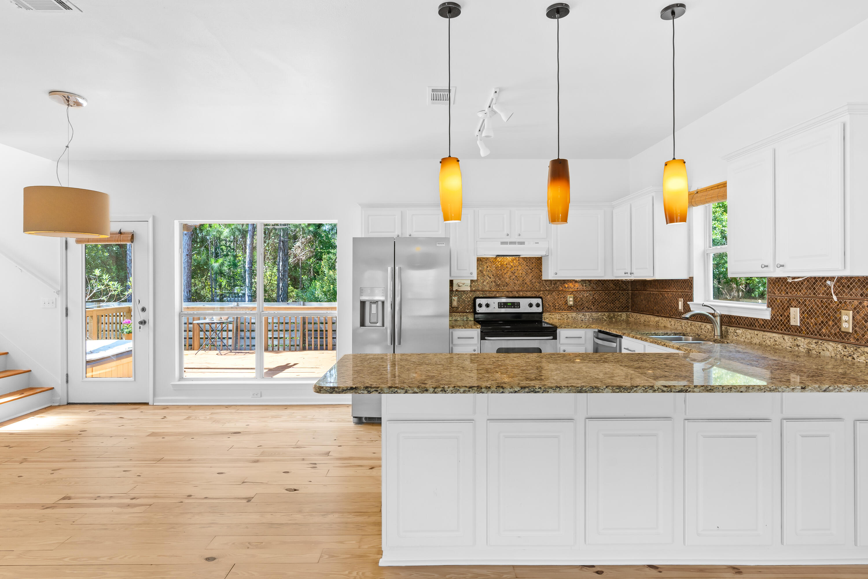 MACK BAYOU PINES - Residential