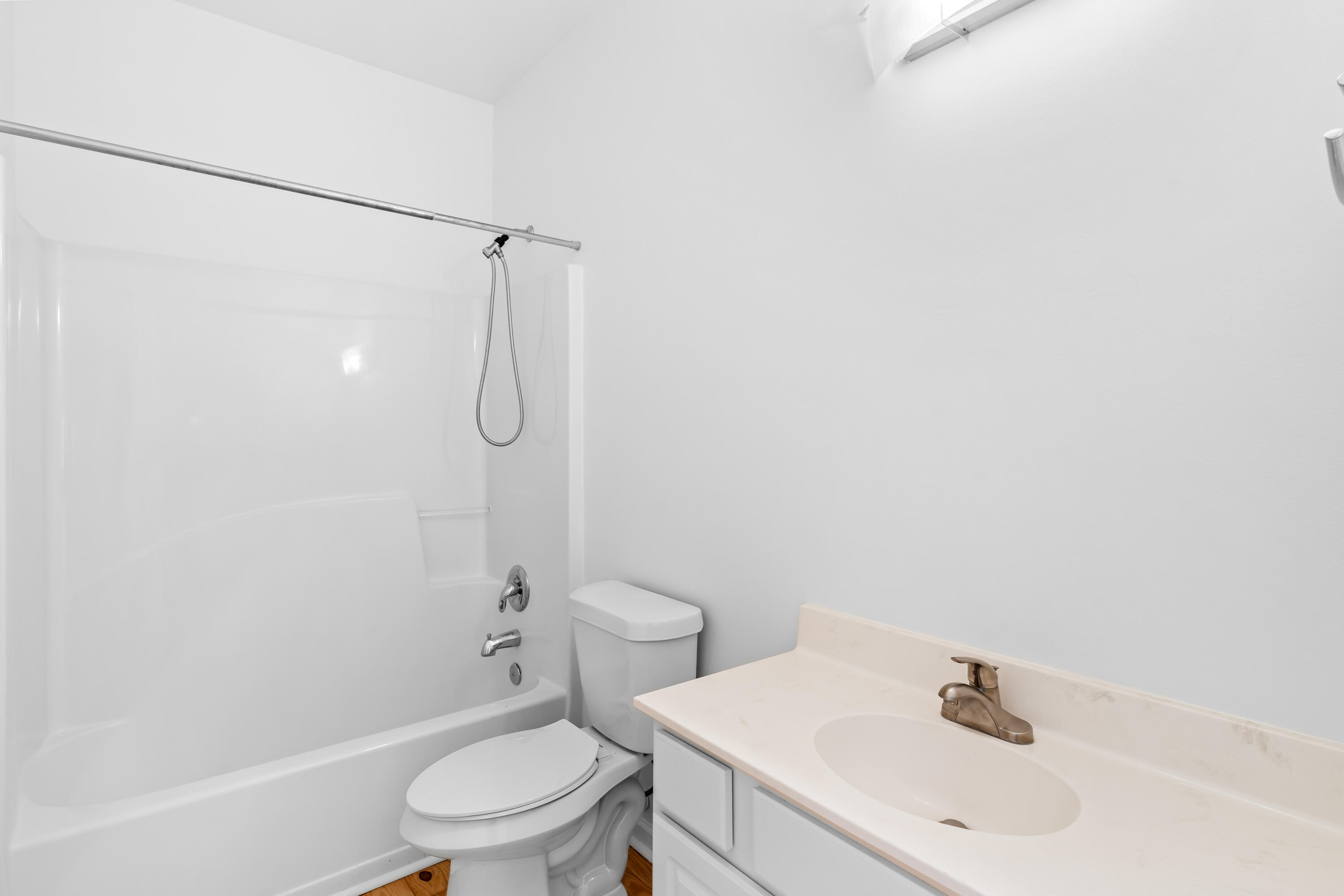 MACK BAYOU PINES - Residential