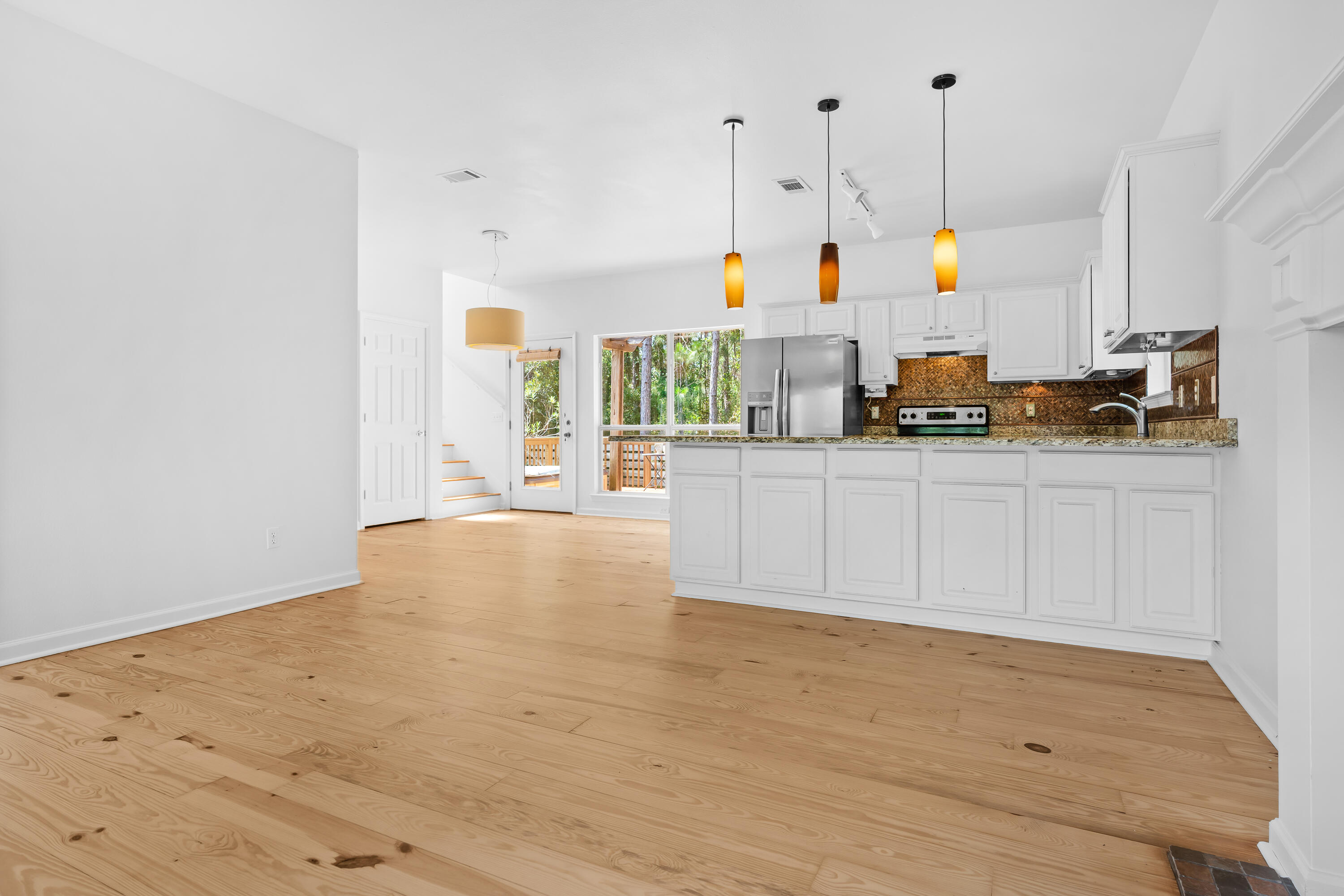 MACK BAYOU PINES - Residential