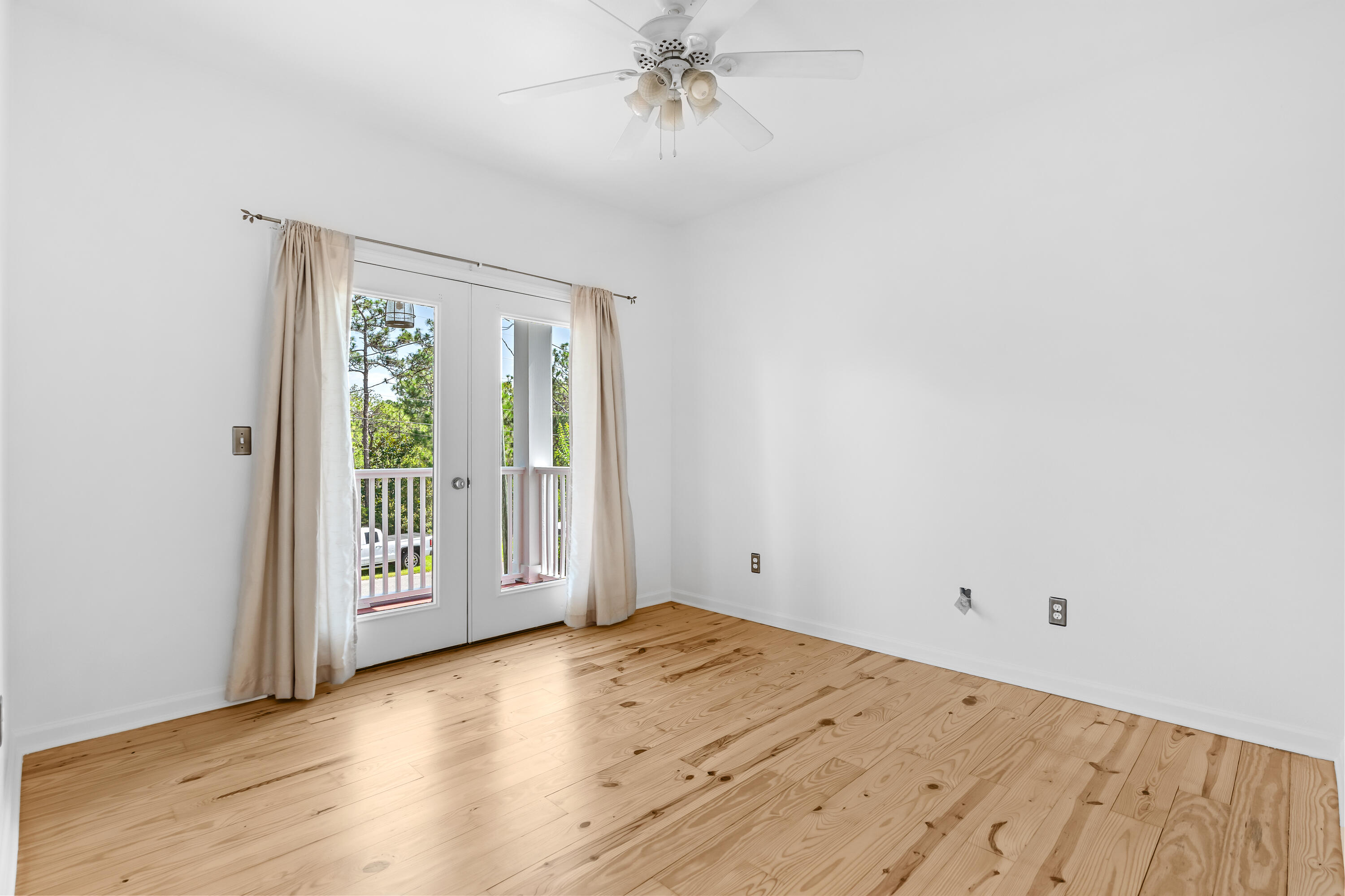 MACK BAYOU PINES - Residential