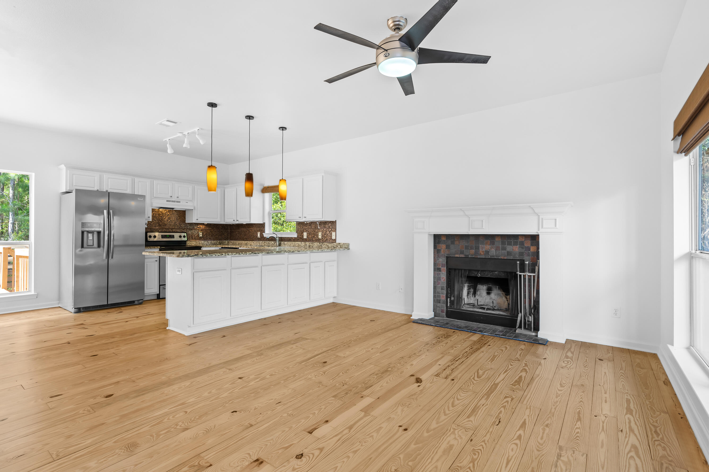 MACK BAYOU PINES - Residential