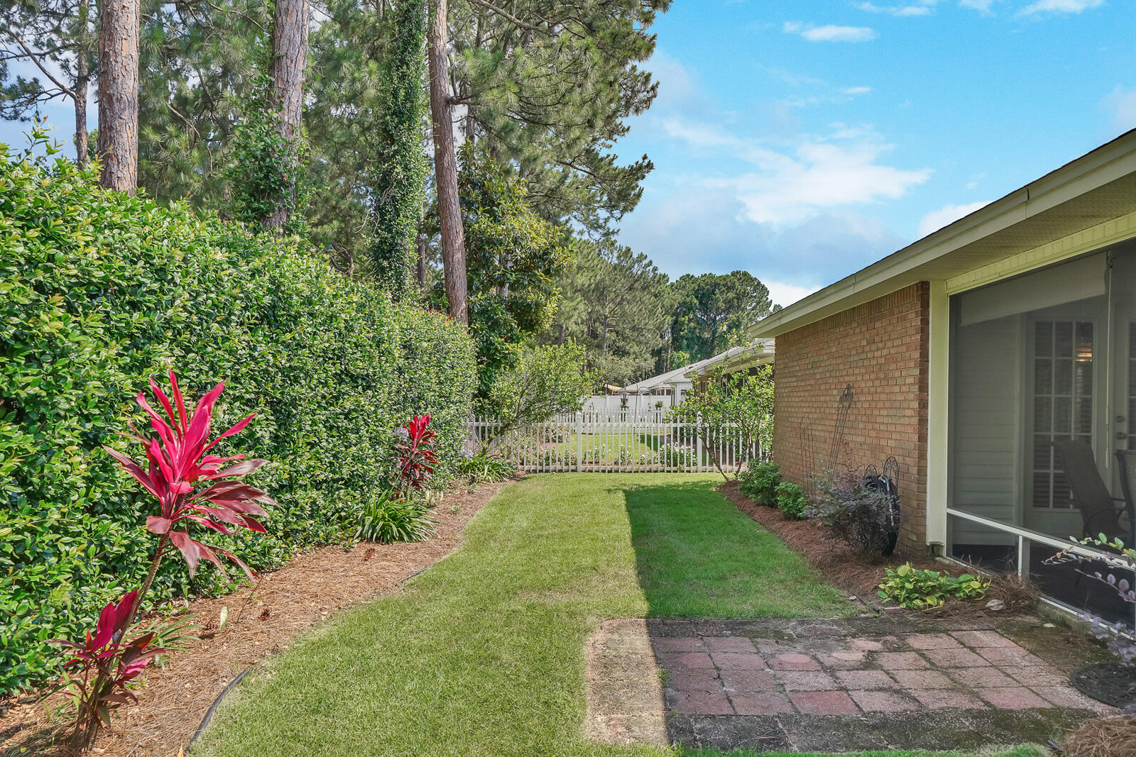 BAYSIDE - Residential