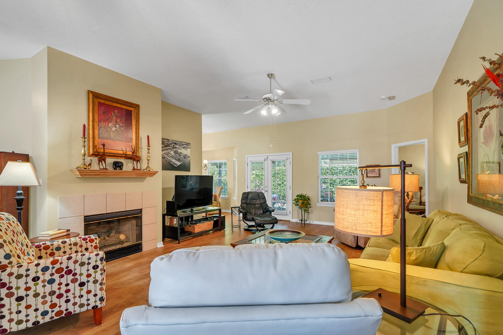 BAYSIDE - Residential