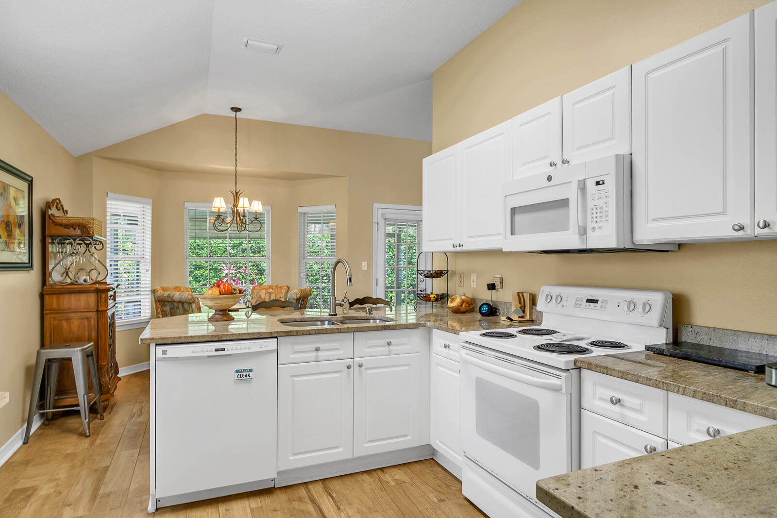 BAYSIDE - Residential