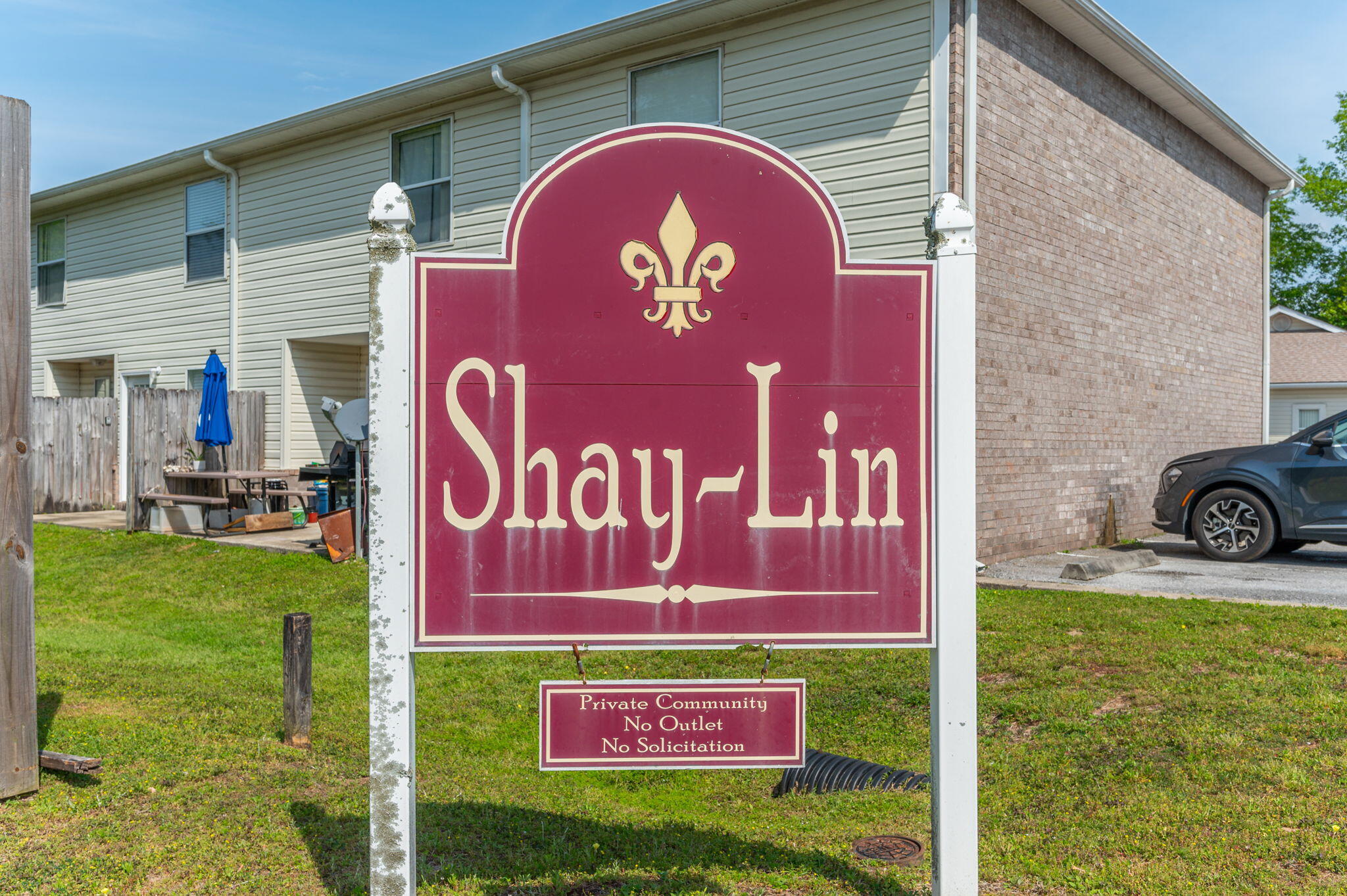 SHAY LIN T/H - Residential