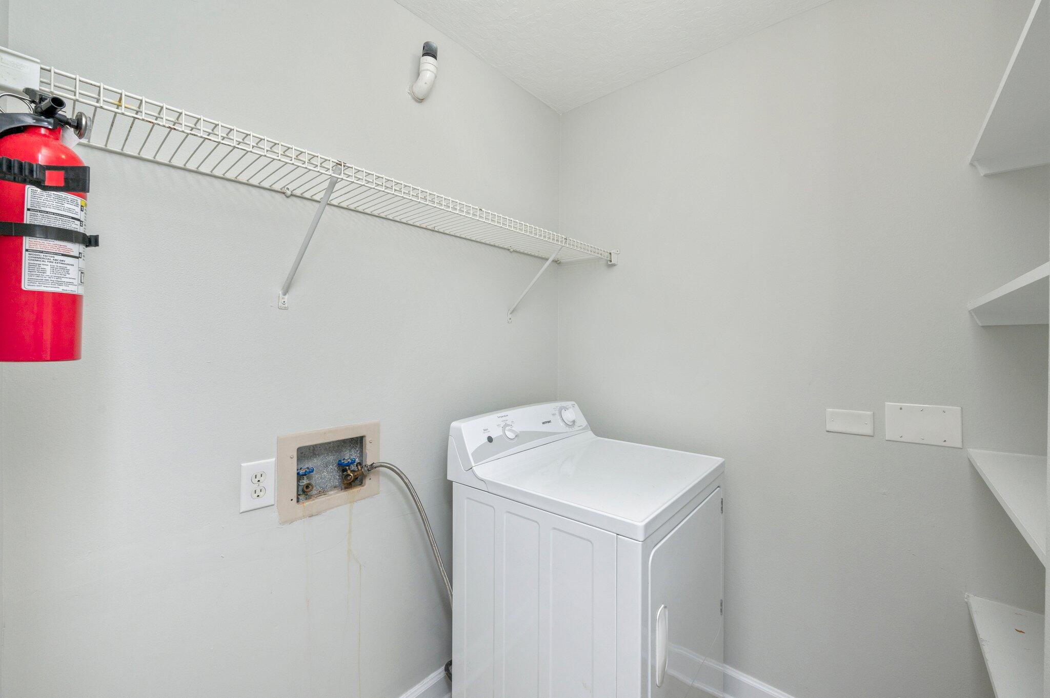 SHAY LIN T/H - Residential