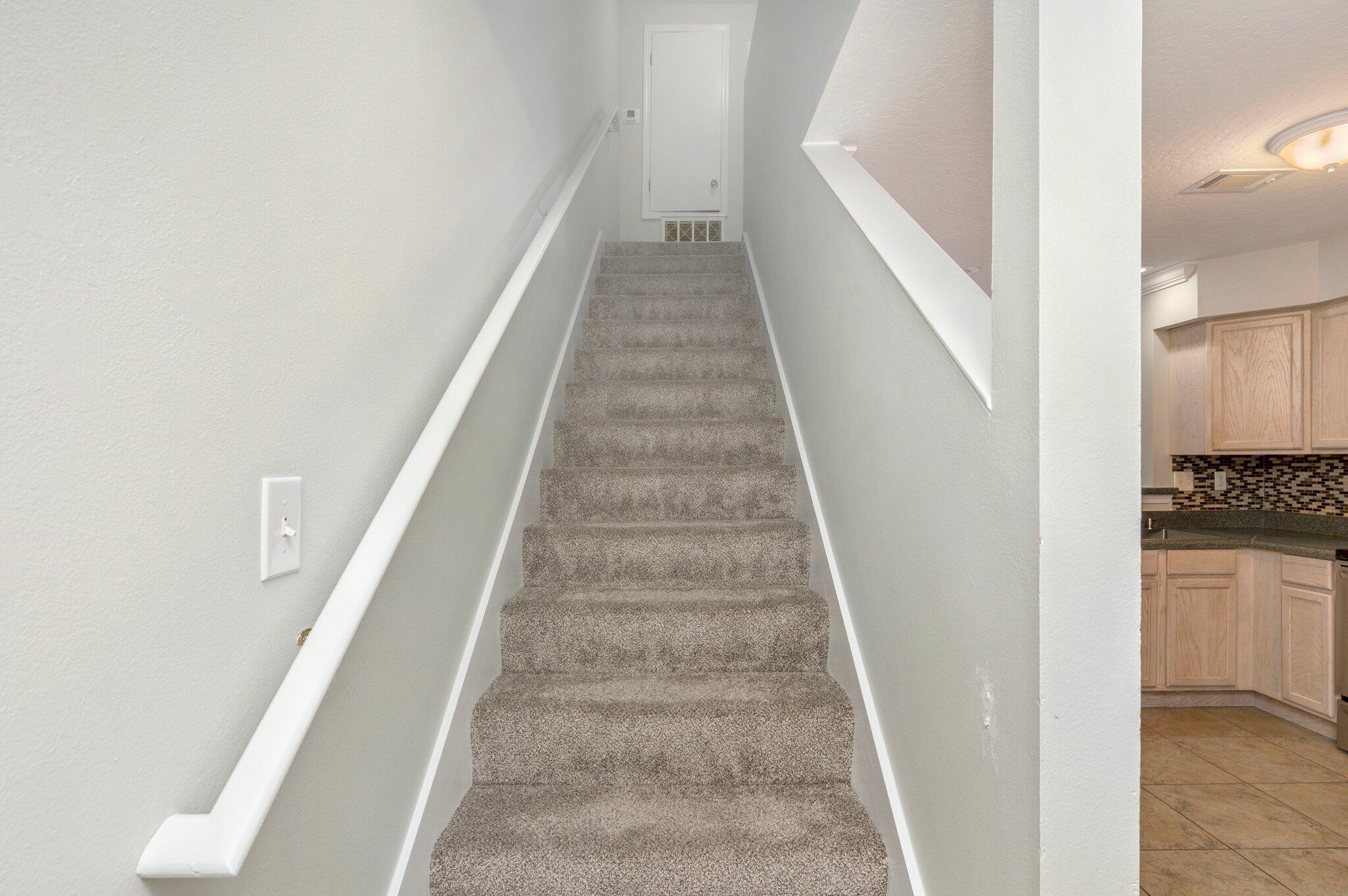 SHAY LIN T/H - Residential