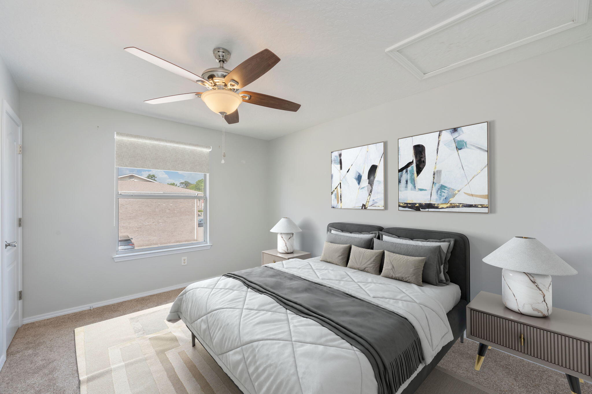 SHAY LIN T/H - Residential