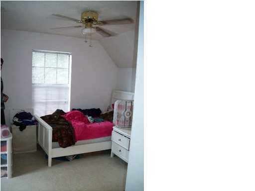 CANDLEWOOD VILLAGE - Residential Lease