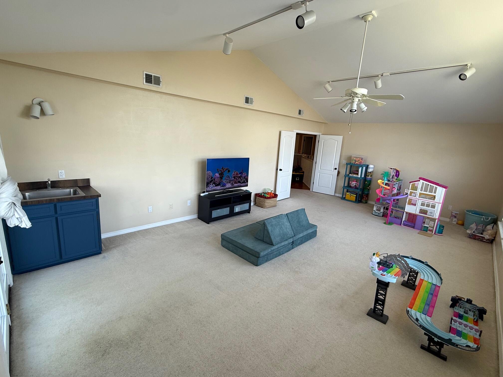 LINKS AT SHALIMAR POINTE - Residential