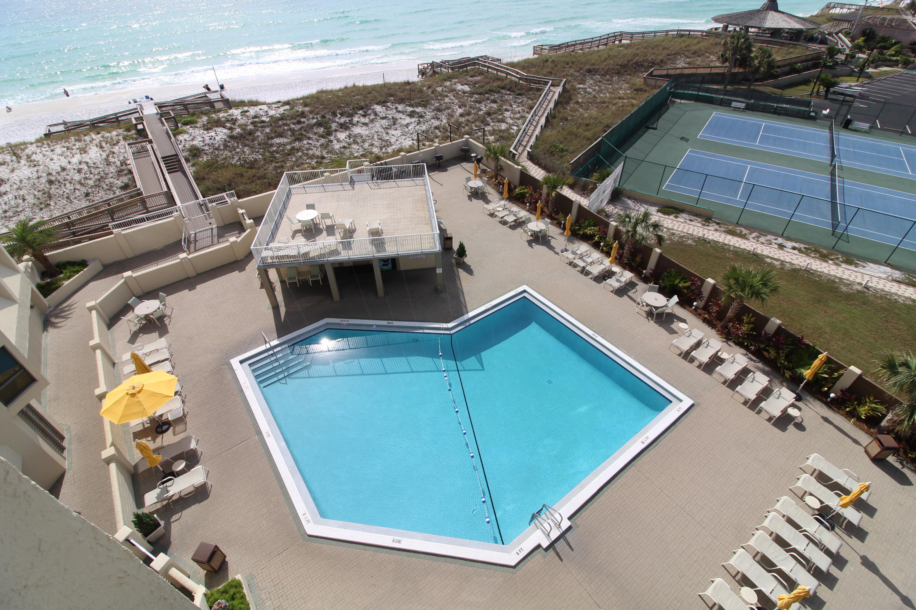 INLET REEF CLUB CONDO - Residential