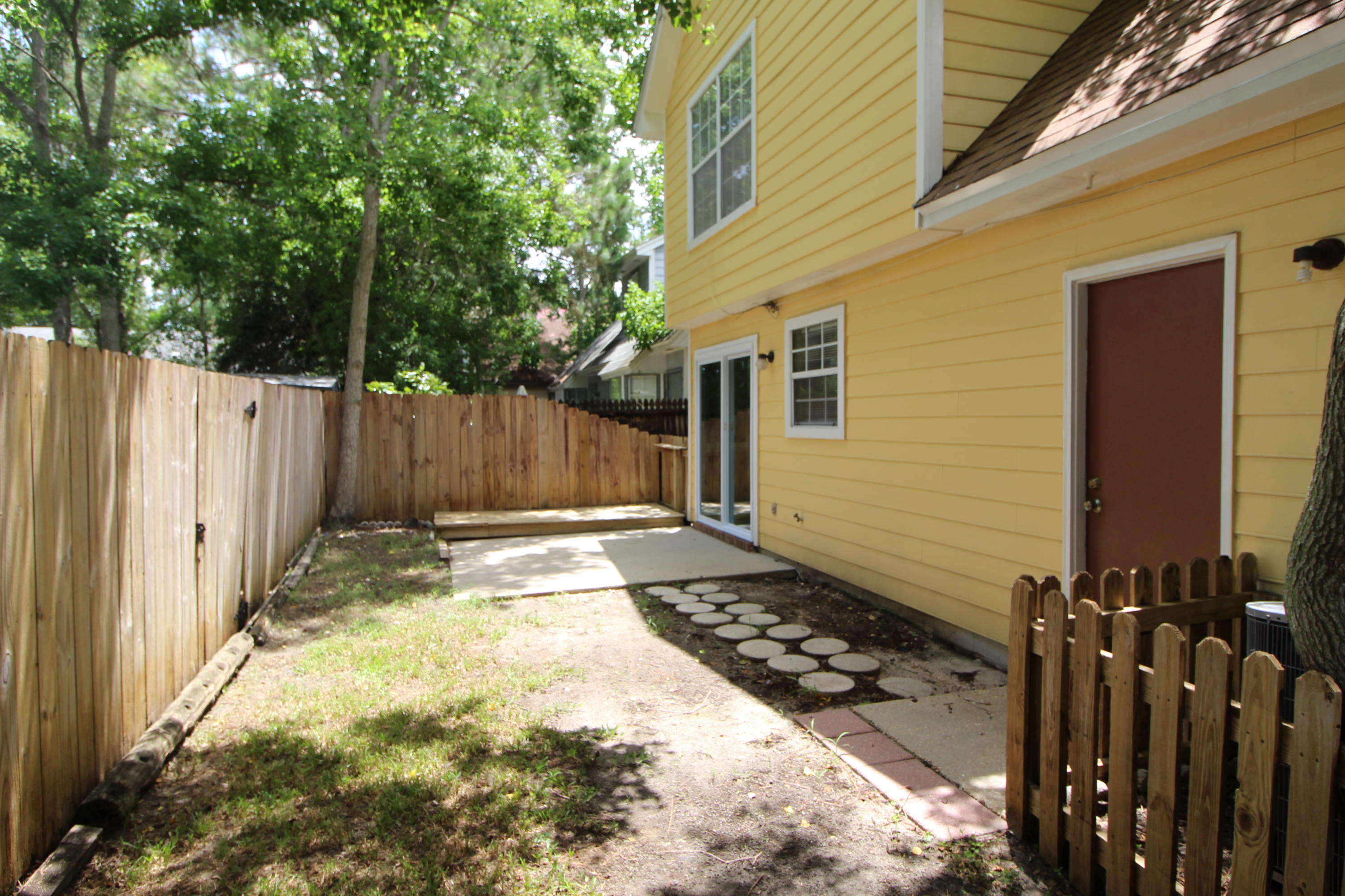 WILLOW BEND PH I LOT 8 - Residential