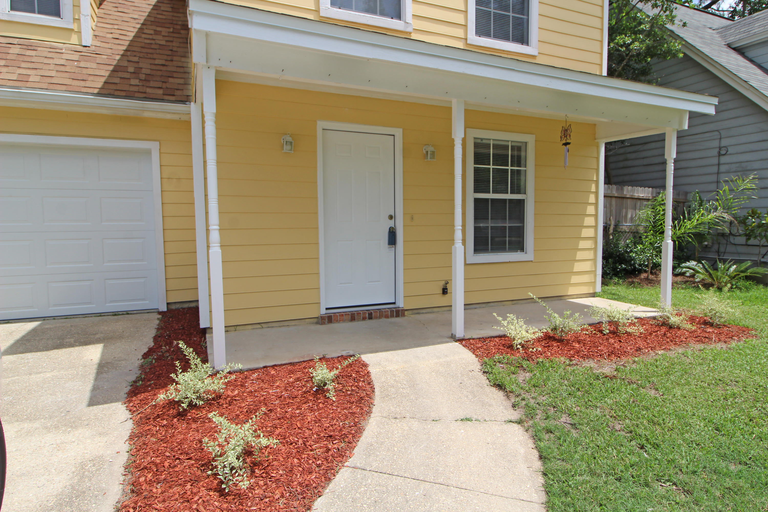 WILLOW BEND PH I LOT 8 - Residential