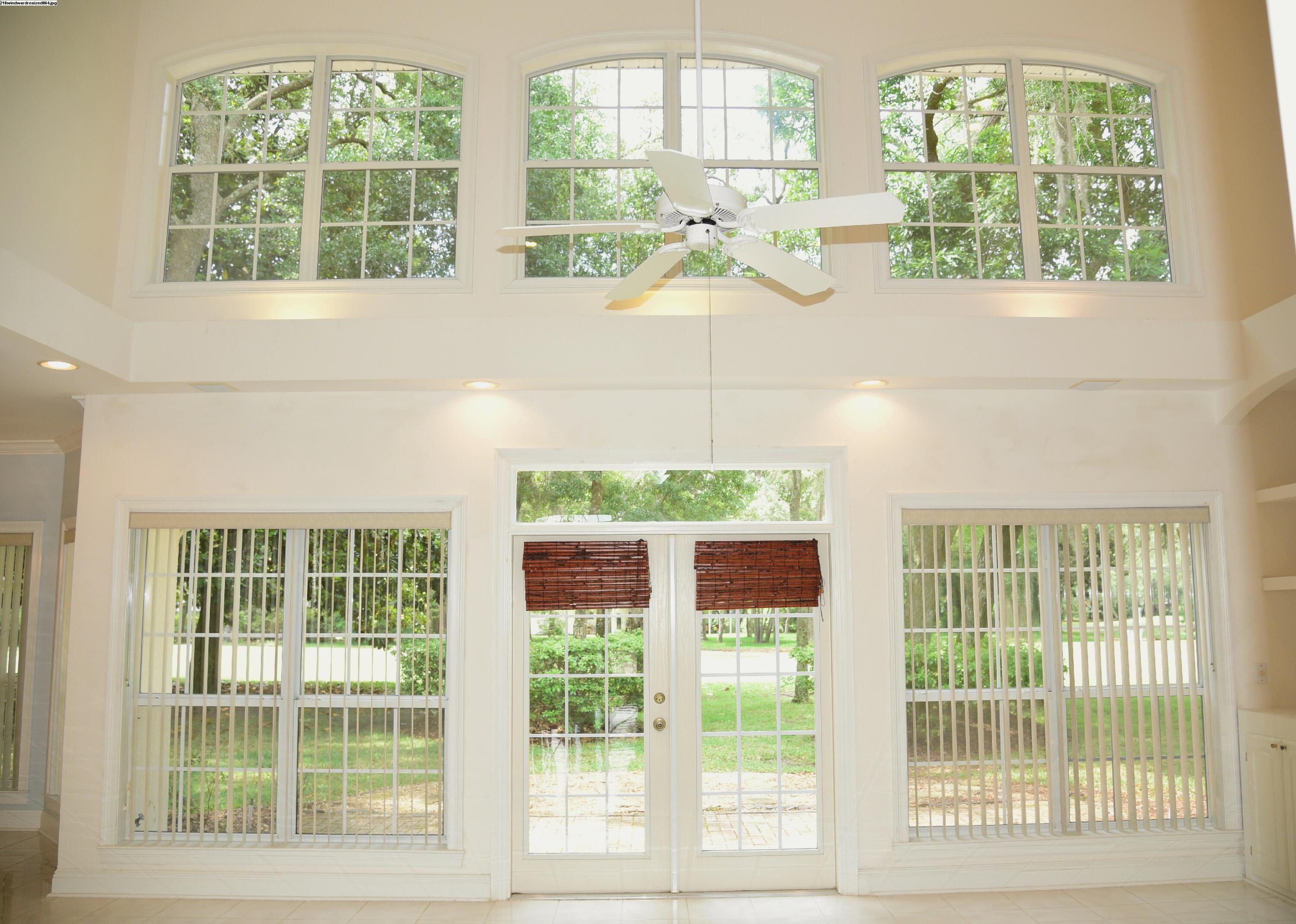 WINDWARD COVE - Residential Lease