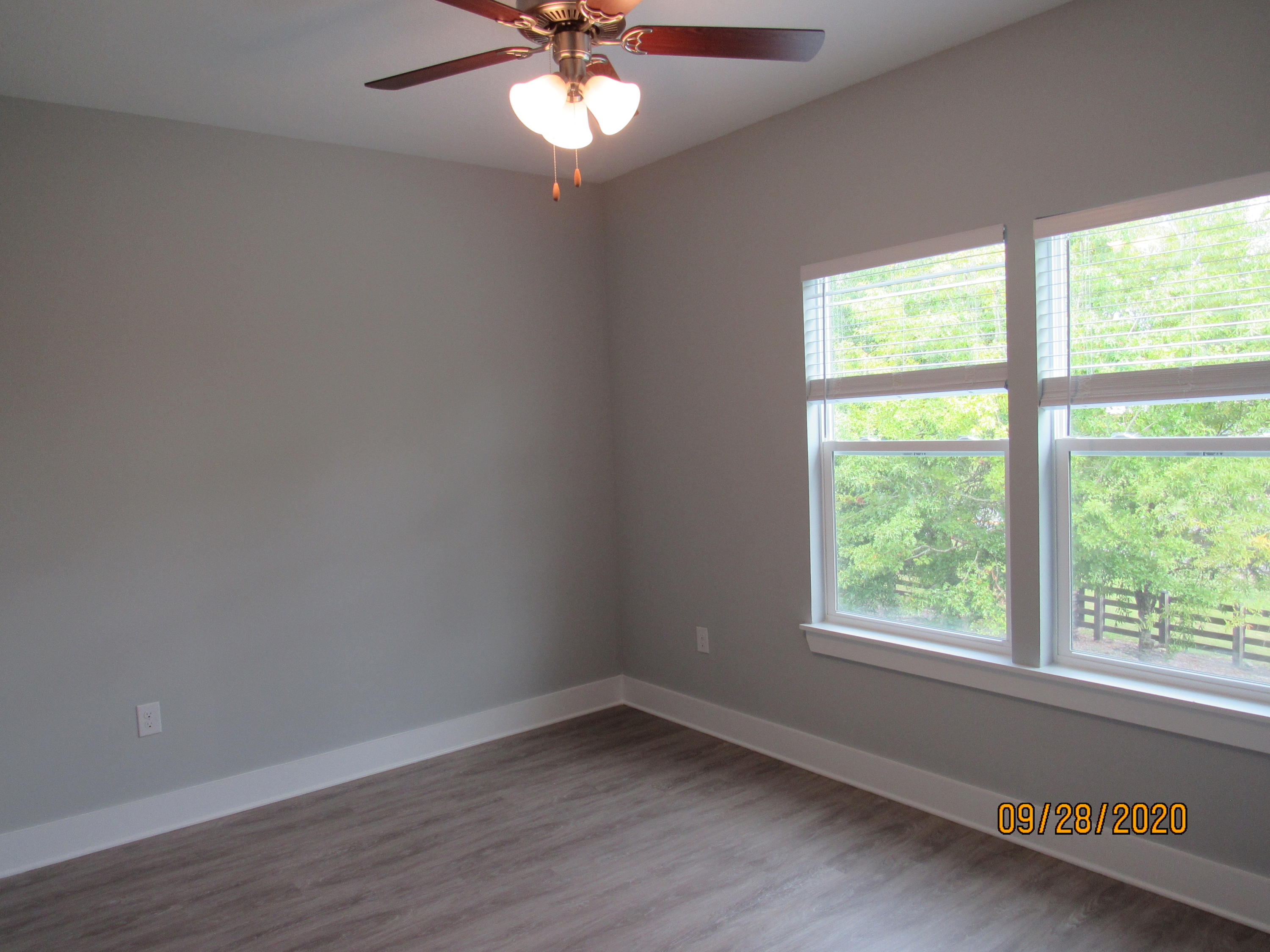 VERANDAS AT FREEPORT - Residential Lease