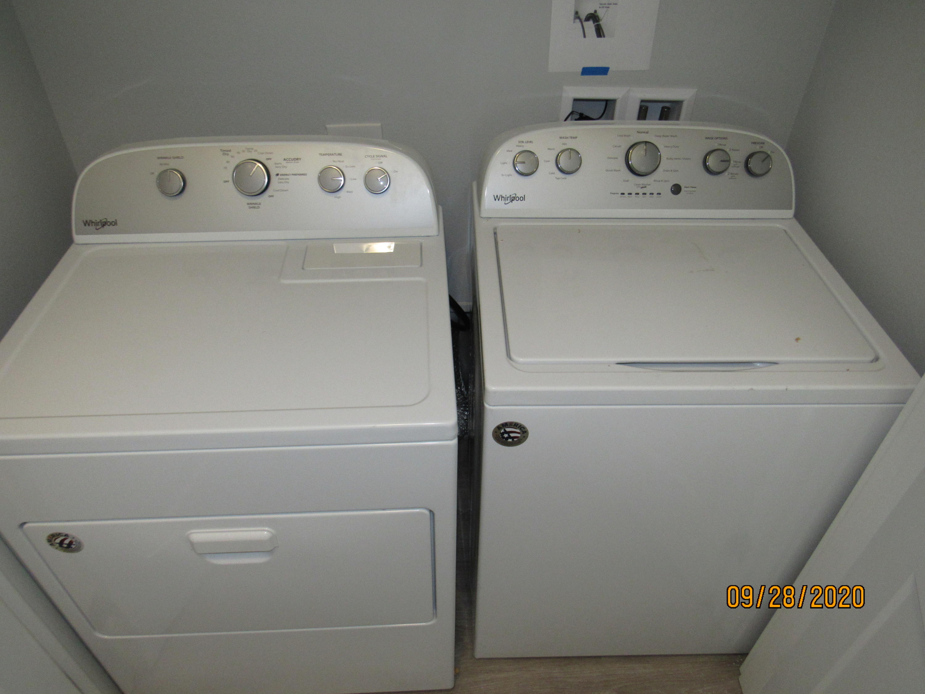 VERANDAS AT FREEPORT - Residential Lease