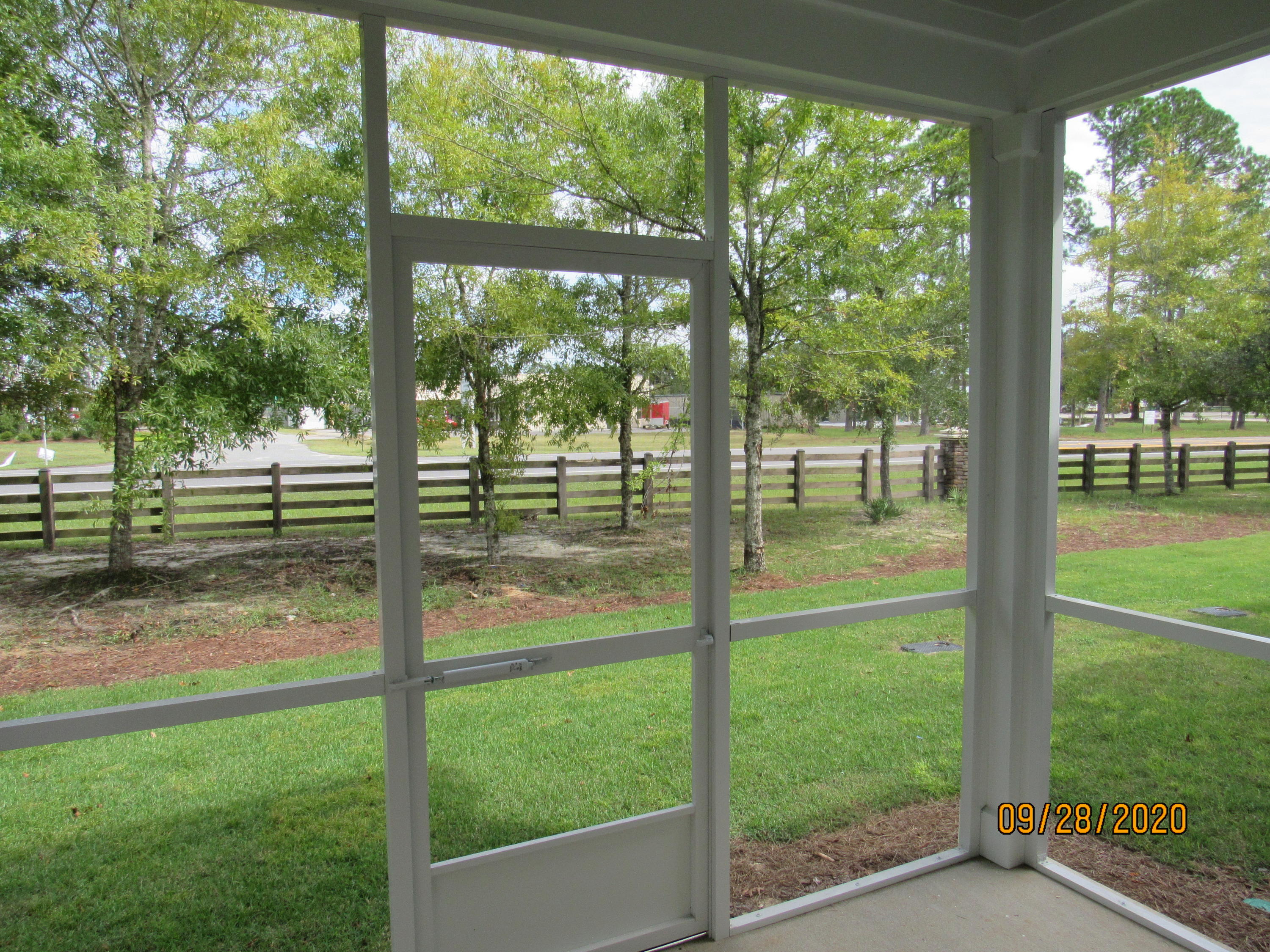 VERANDAS AT FREEPORT - Residential Lease