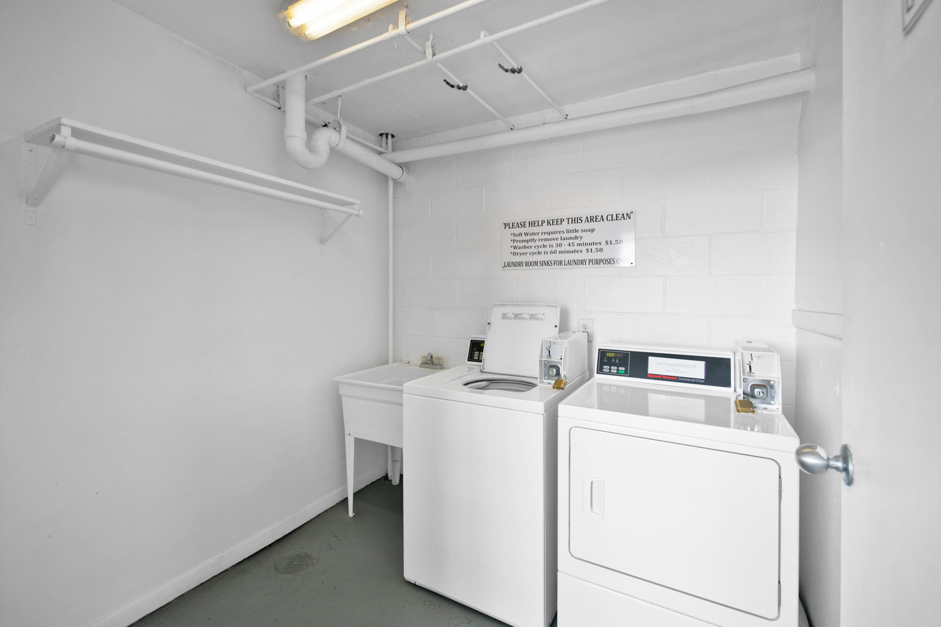 EL MATADOR CONDO - Residential