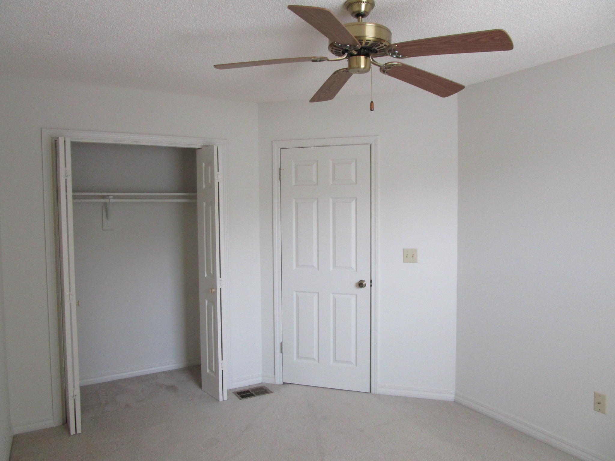 Parkwood Circle of Bluewater Bay - Residential Lease