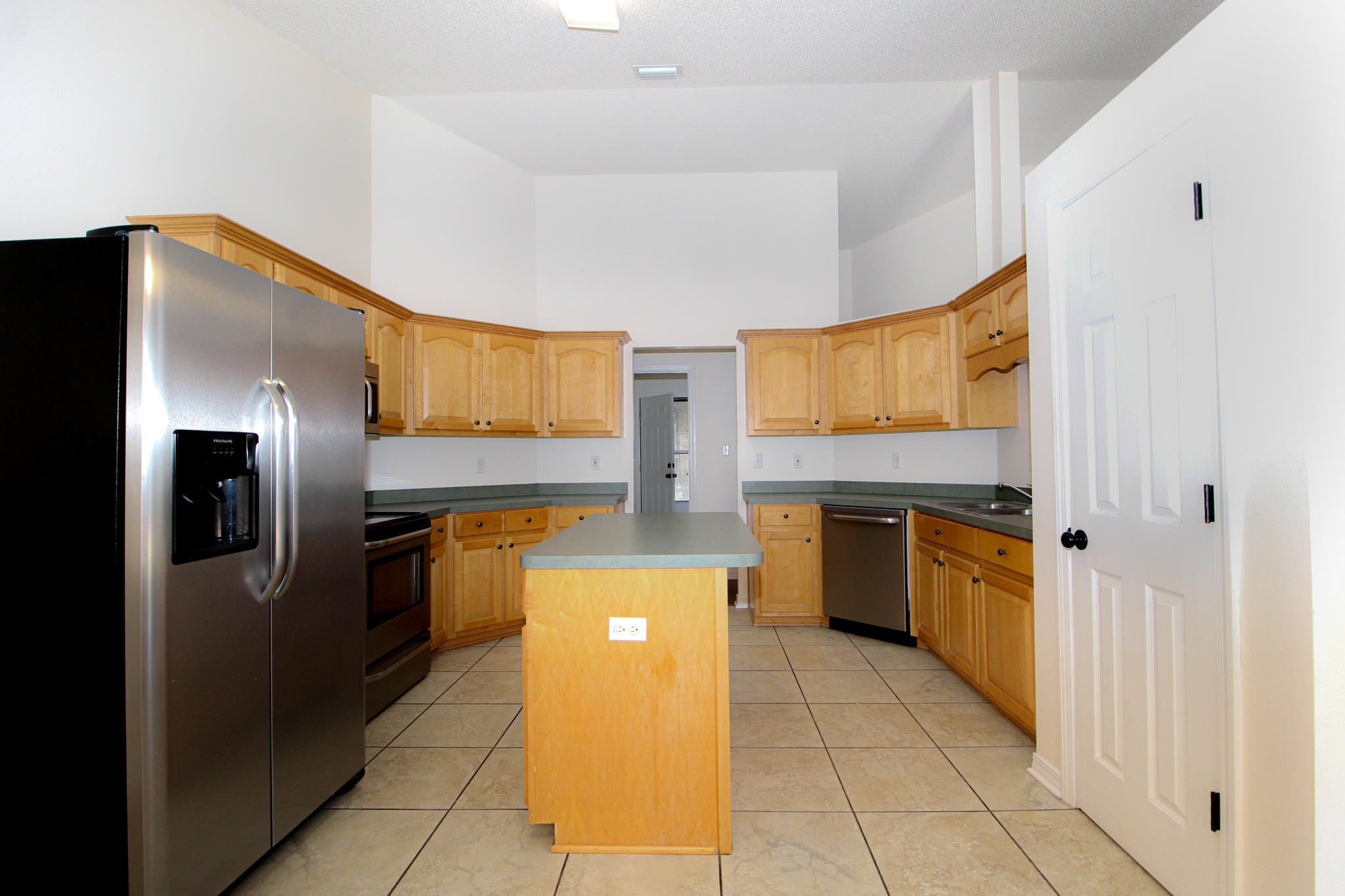 ASHBERRY WOODS - Residential