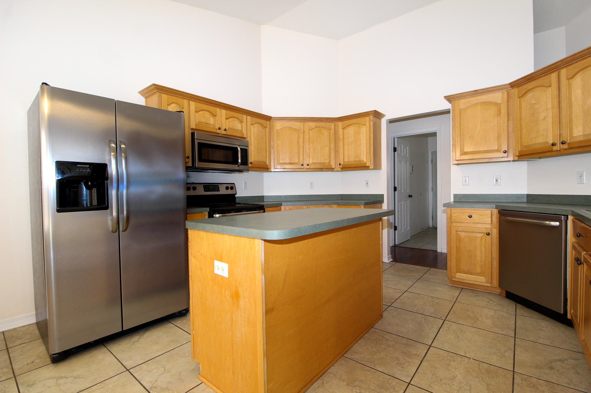 ASHBERRY WOODS - Residential