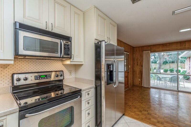 FOREST PARK LOT 32 BLK A - Residential