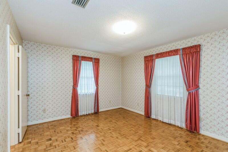 FOREST PARK LOT 32 BLK A - Residential