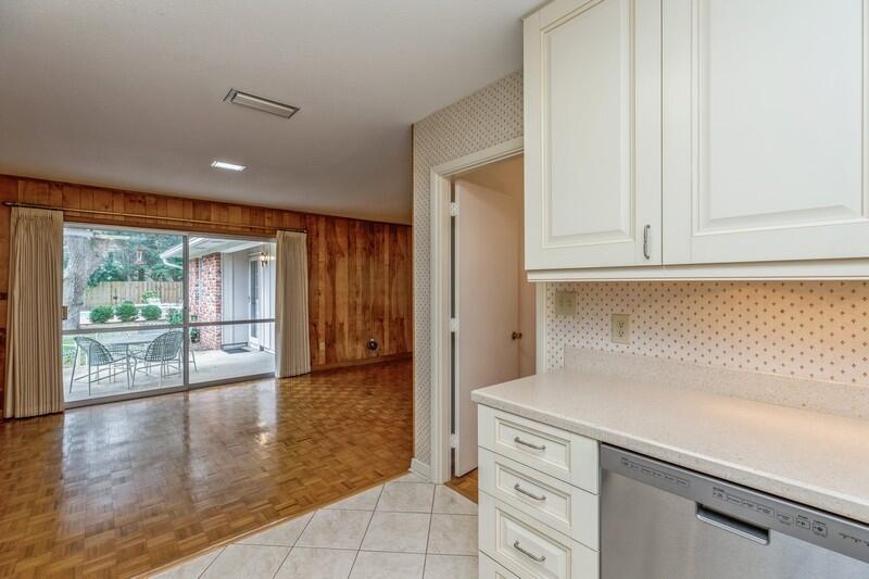 FOREST PARK LOT 32 BLK A - Residential