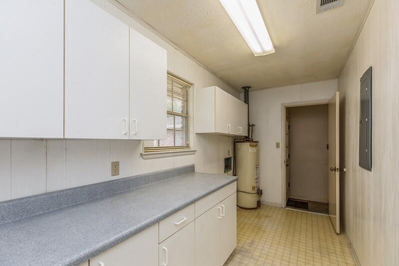 FOREST PARK LOT 32 BLK A - Residential