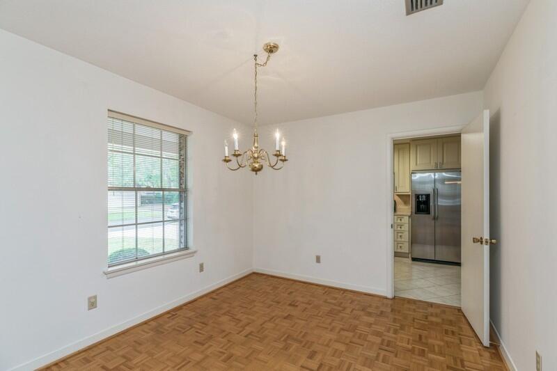 FOREST PARK LOT 32 BLK A - Residential