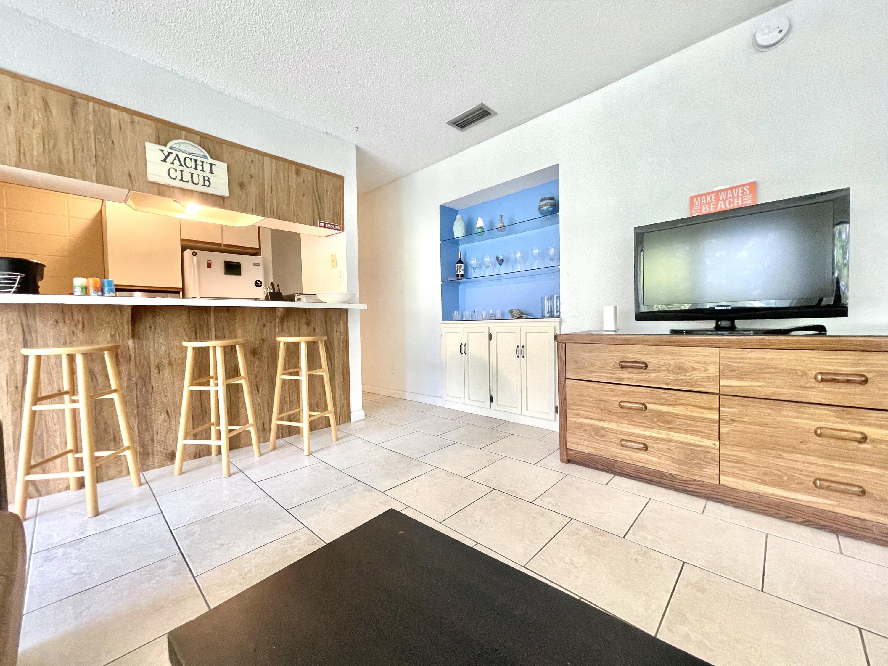 GULF TERRACE CONDO - Residential Lease