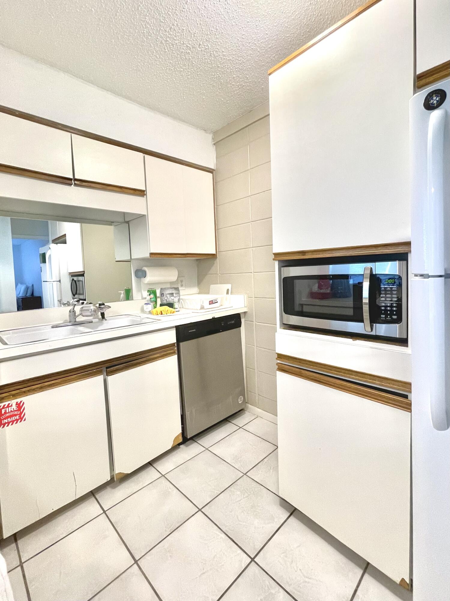 GULF TERRACE CONDO - Residential Lease