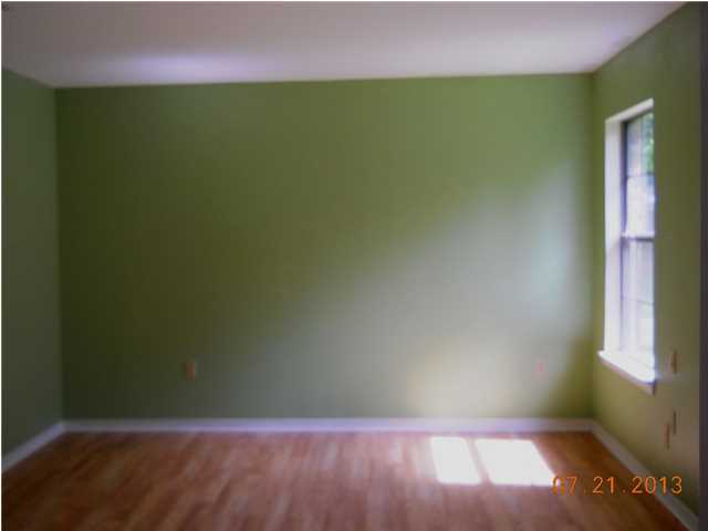 GOLDEN OAKS - Residential Lease