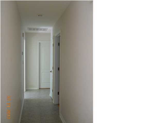 GOLDEN OAKS - Residential Lease