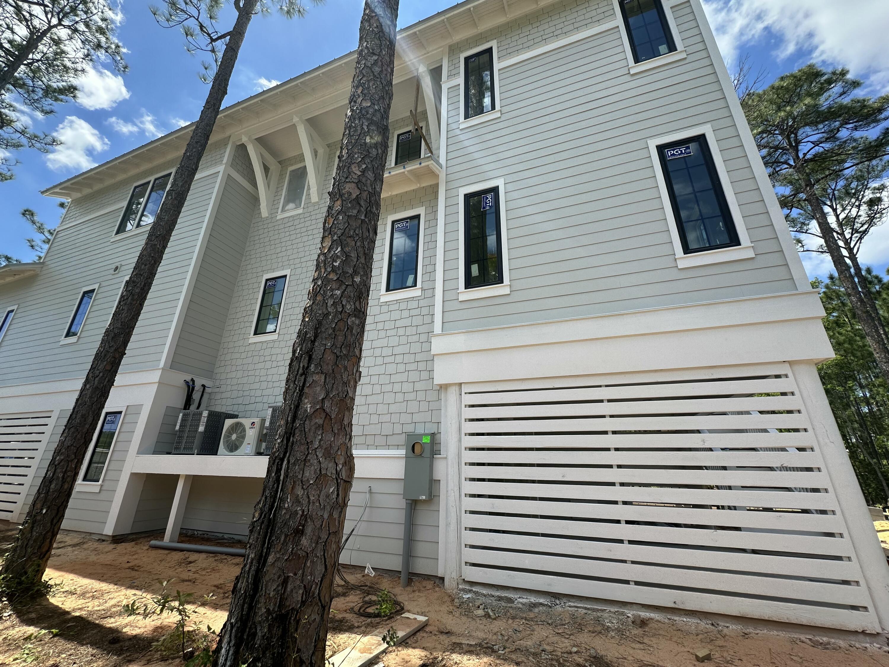 CESSNA LANDING - Residential