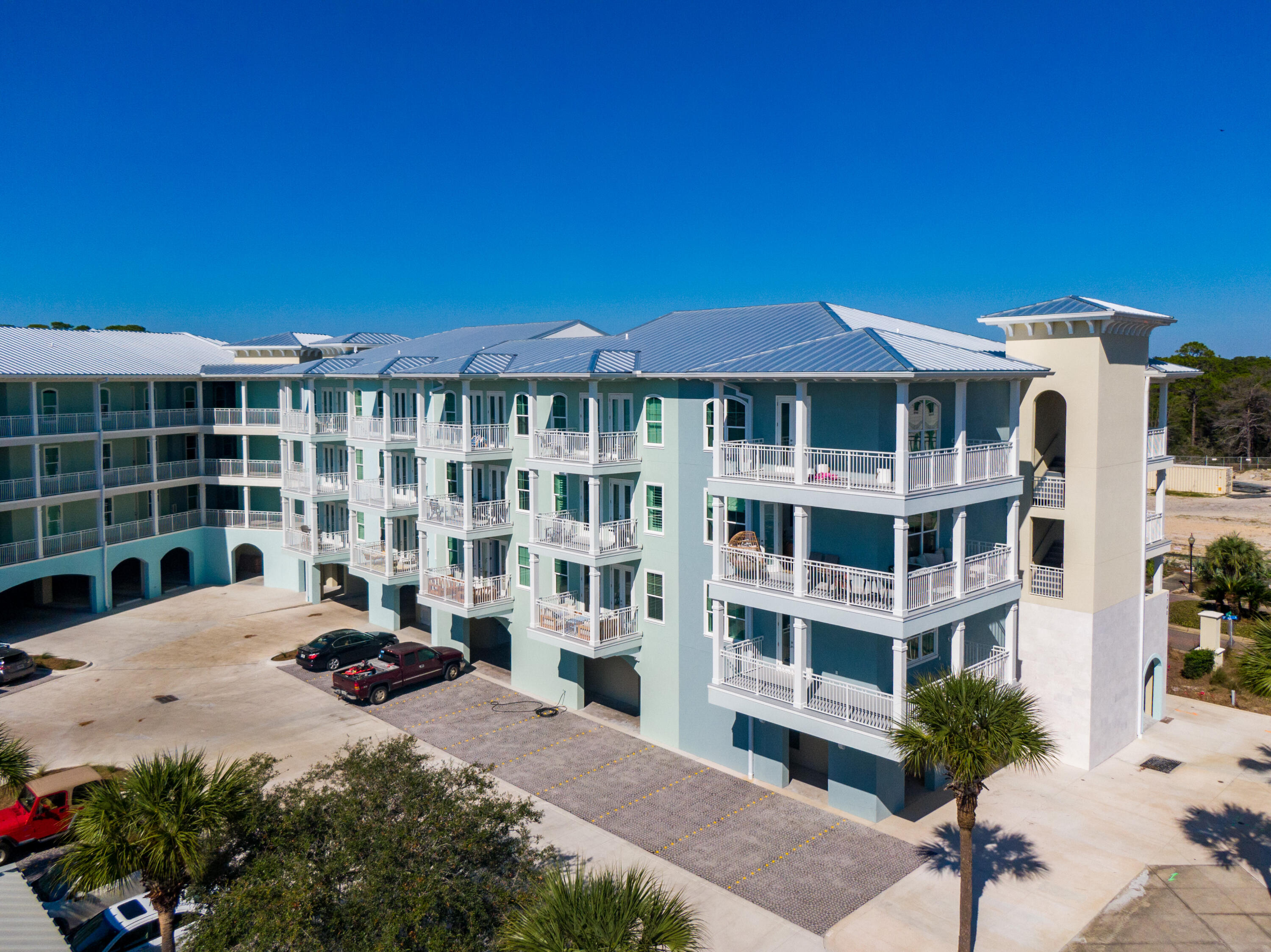 GULF PLACE RESIDENCES - Residential