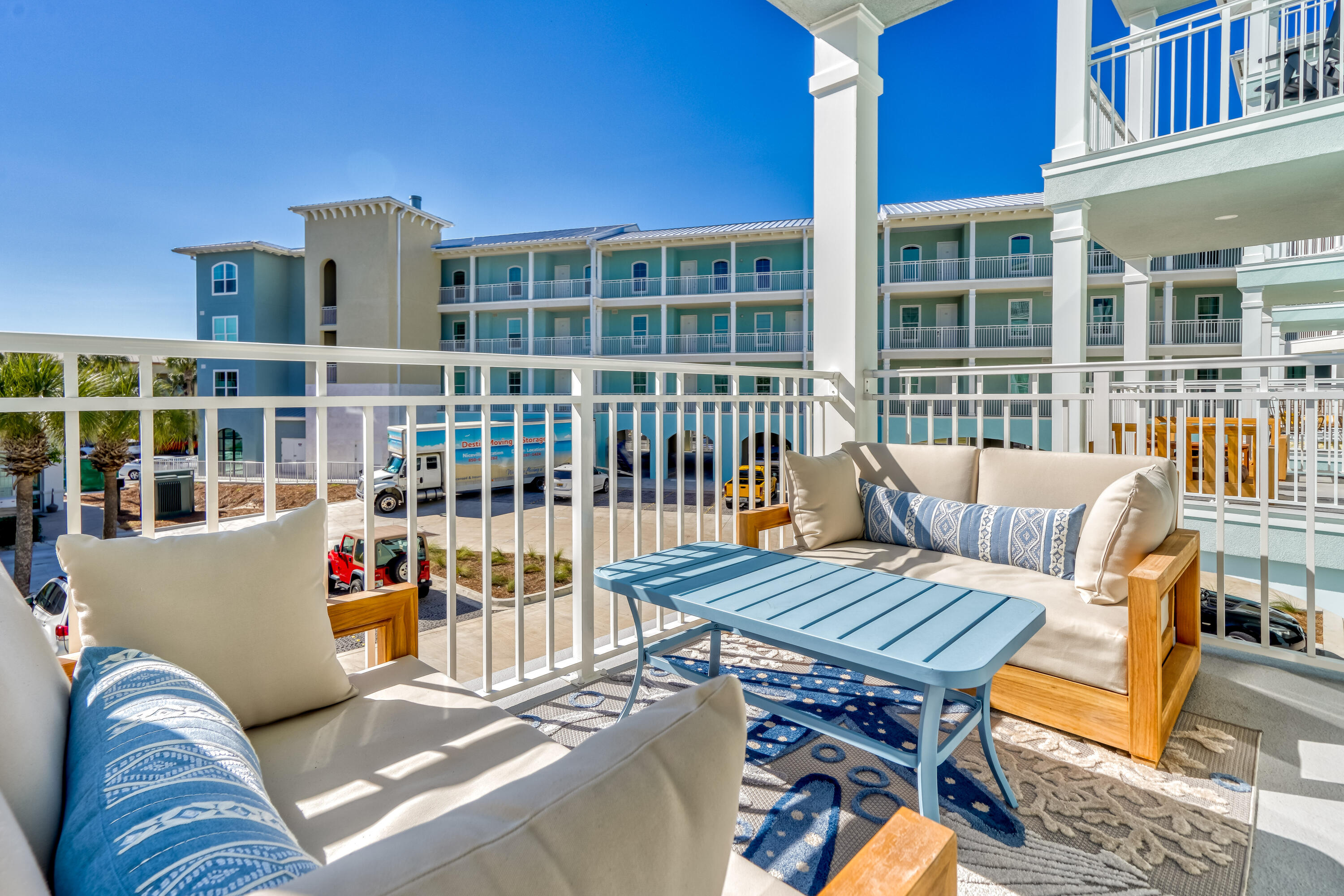 GULF PLACE RESIDENCES - Residential