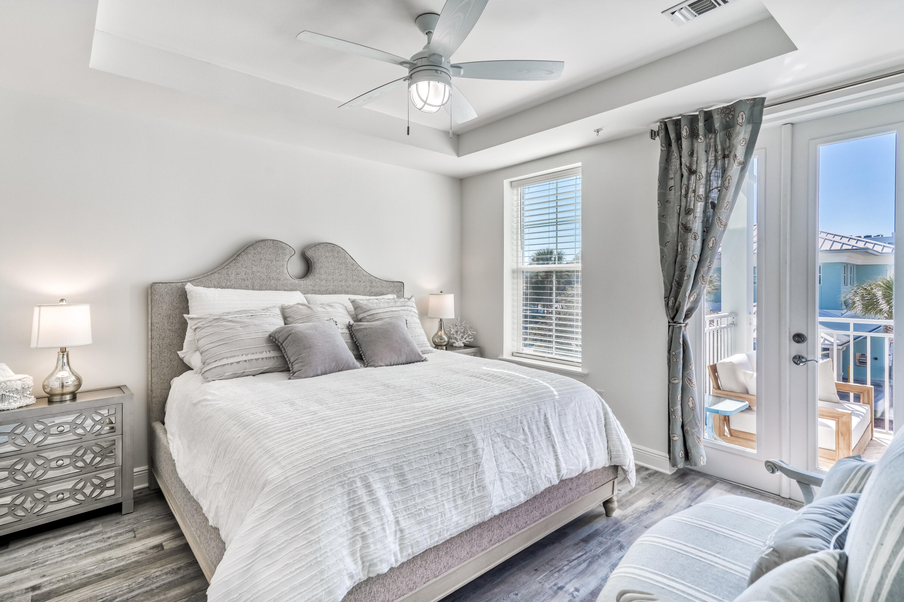 GULF PLACE RESIDENCES - Residential