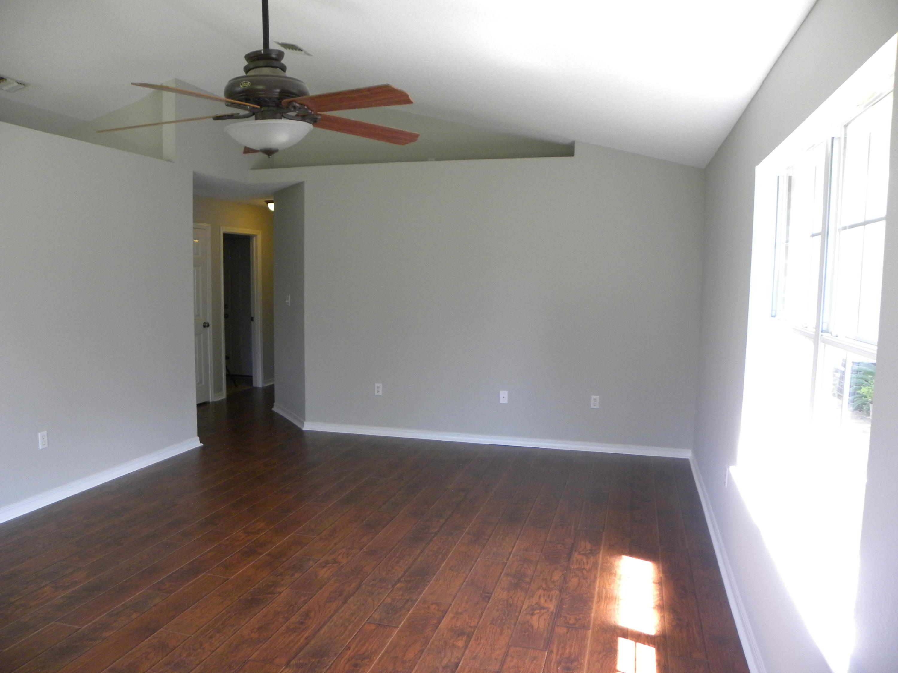 EMERALD VILLAGE S/D - Residential