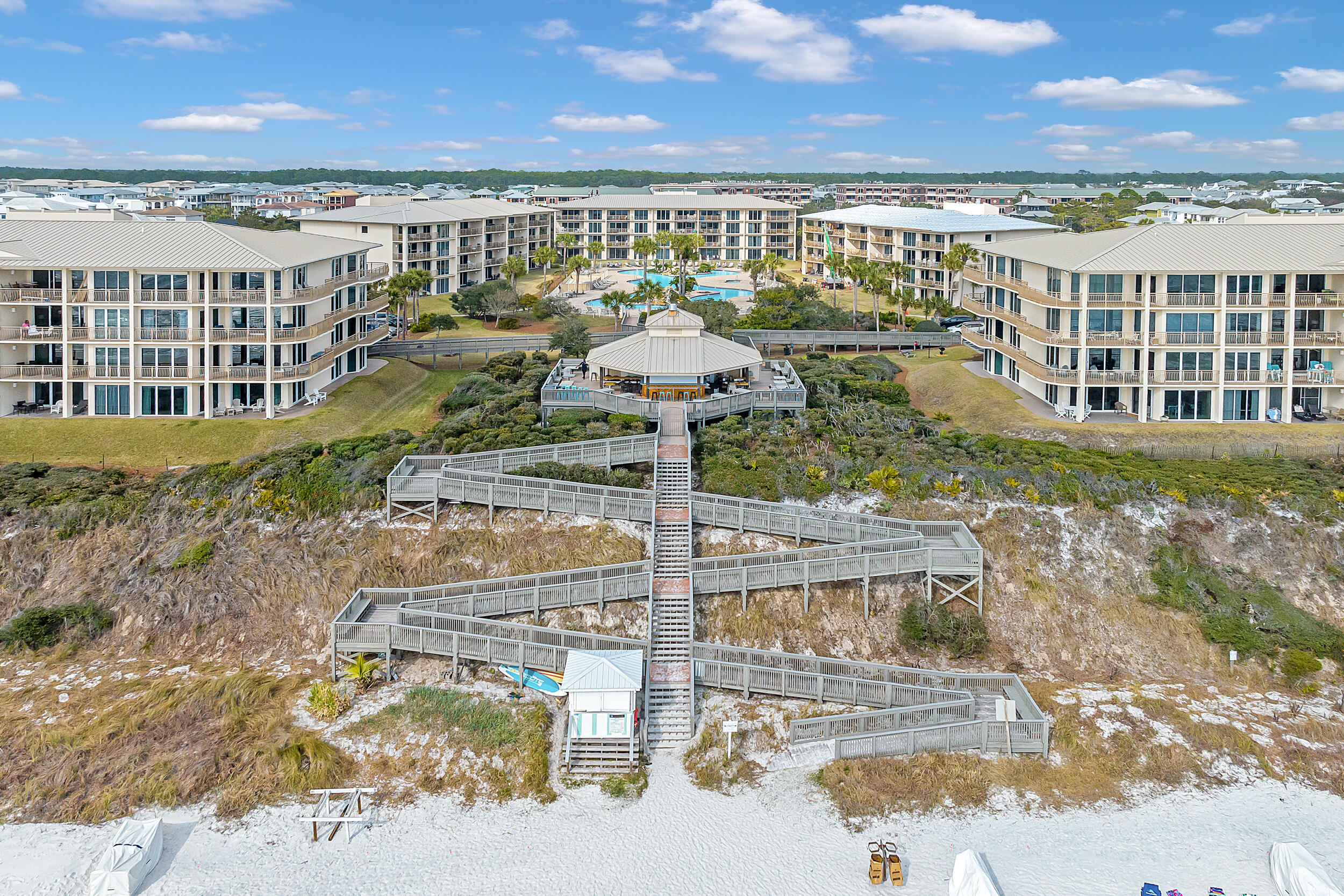 HIGH POINTE RESORT CONDO - Residential