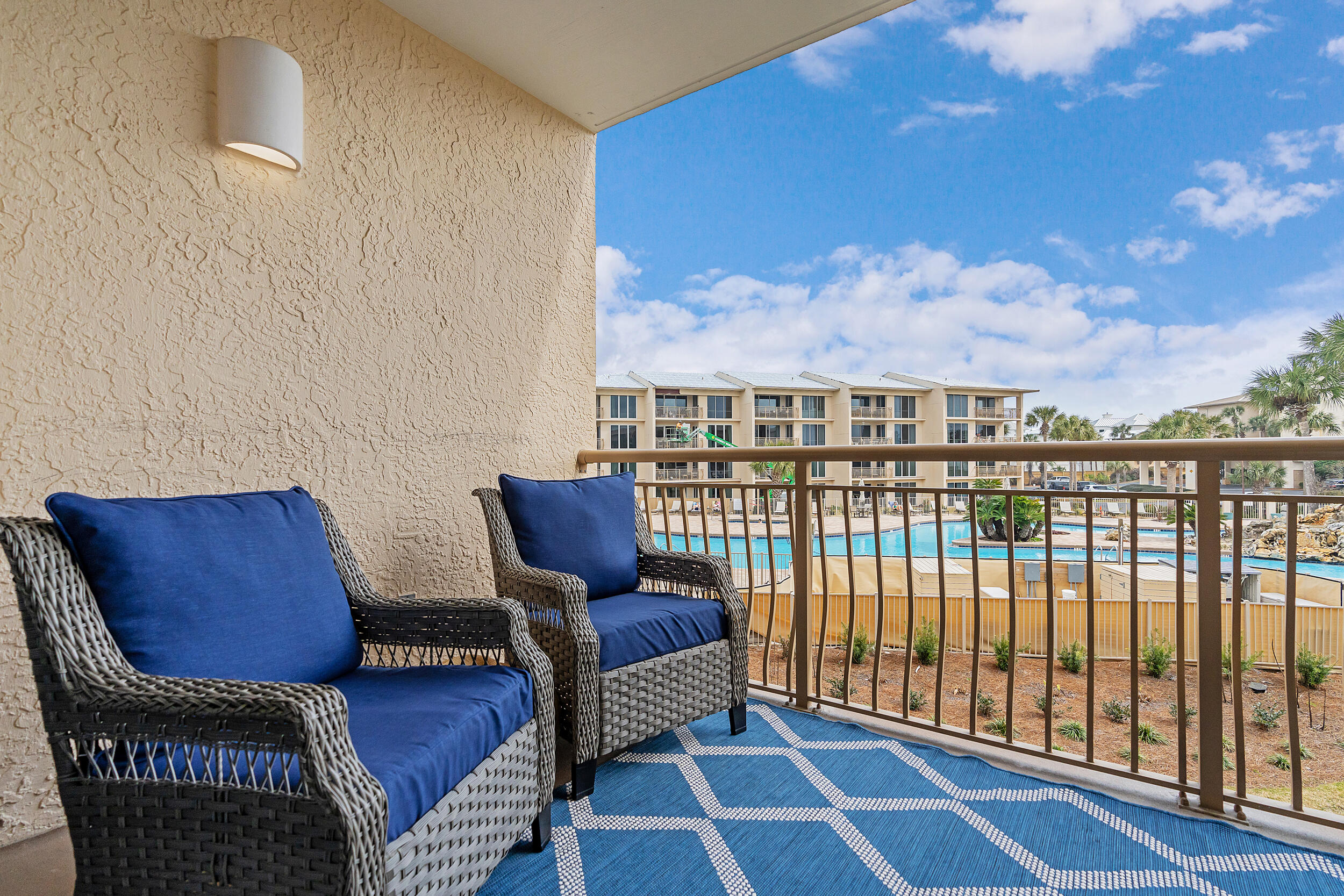 HIGH POINTE RESORT CONDO - Residential