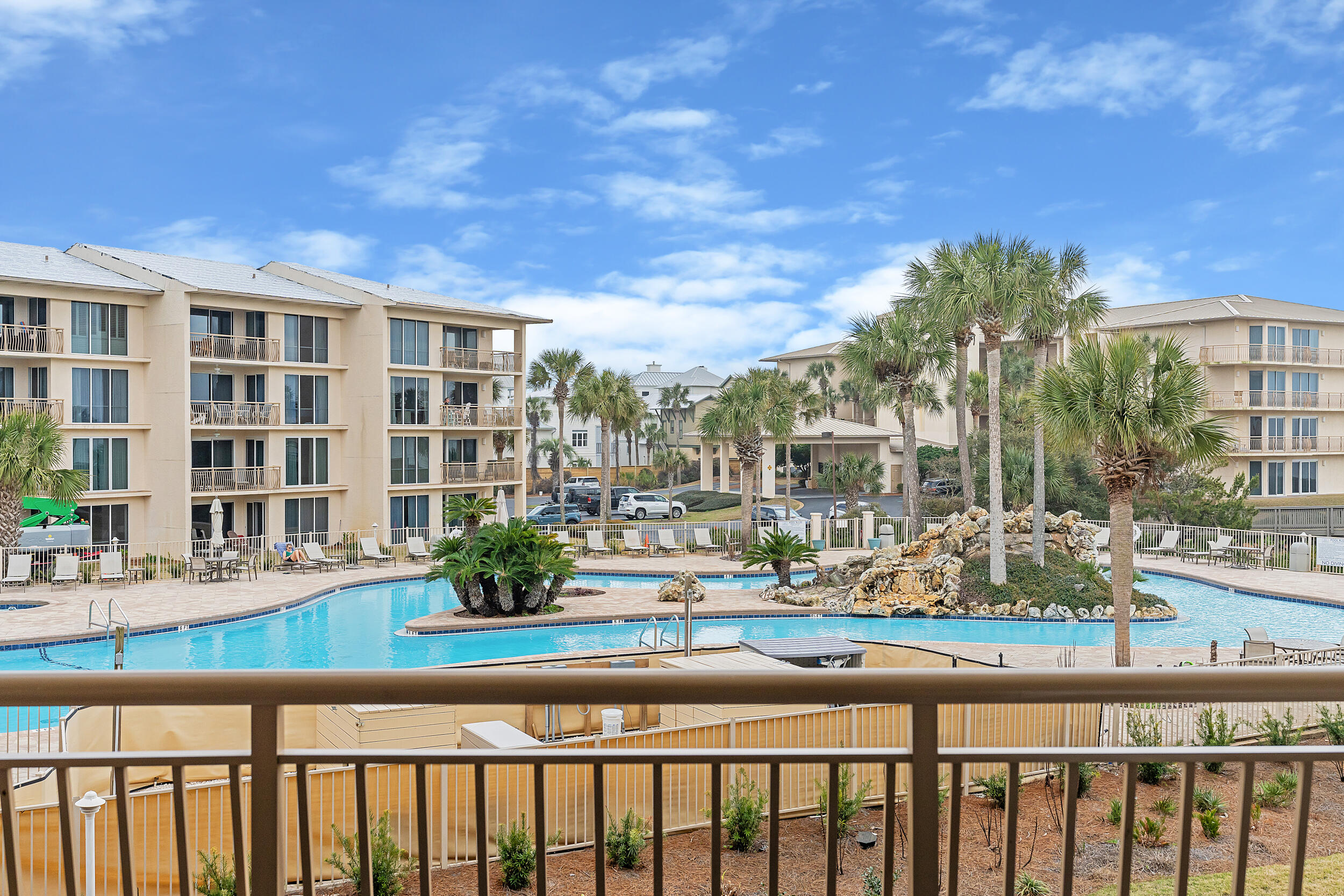 HIGH POINTE RESORT CONDO - Residential