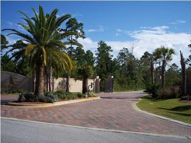 SECLUSION BAY - Land